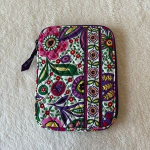 NWOT Vera Bradley E reader Sleeve Viva La vera Paisley Floral Cottagecore